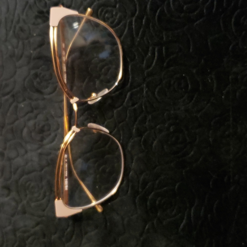 Brand new Authentic women's Prada glasses!